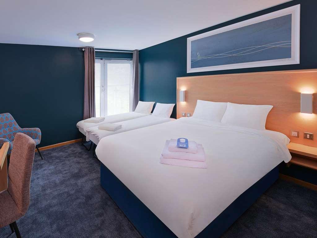 Travelodge London City Airport Oda fotoğraf