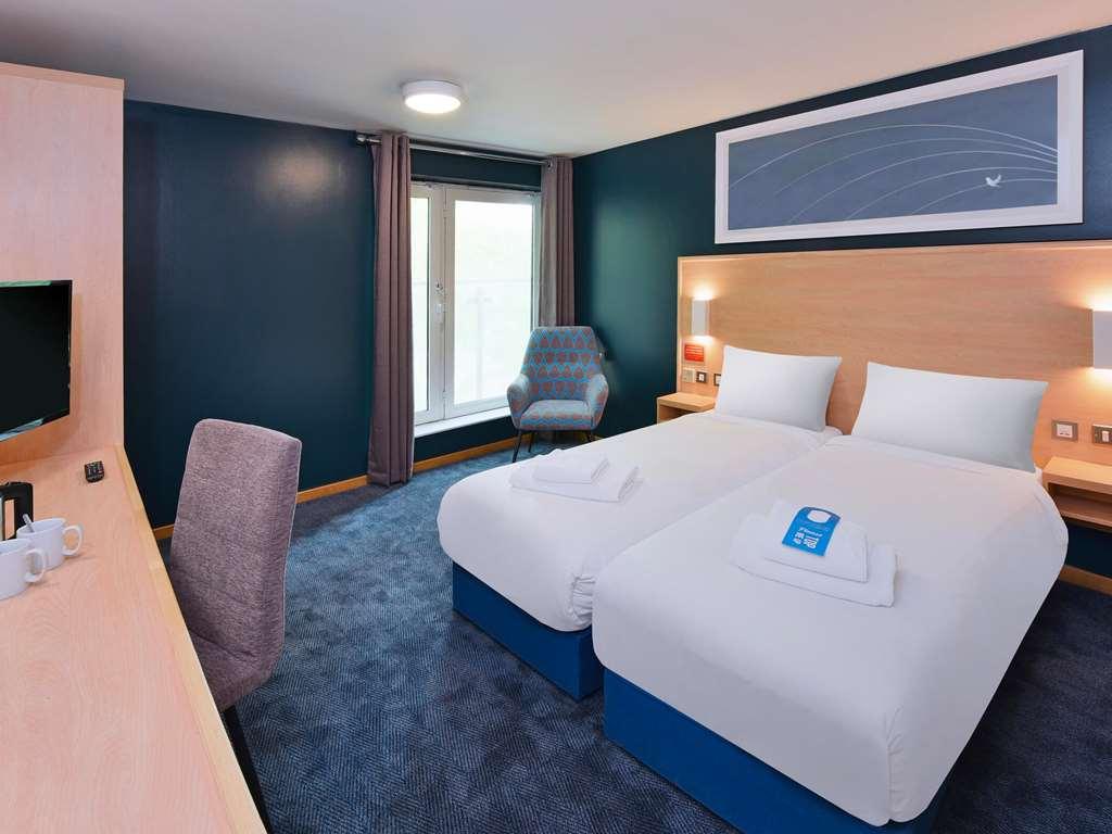Travelodge London City Airport Oda fotoğraf