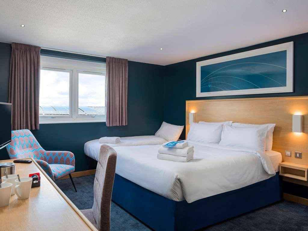 Travelodge London City Airport Oda fotoğraf