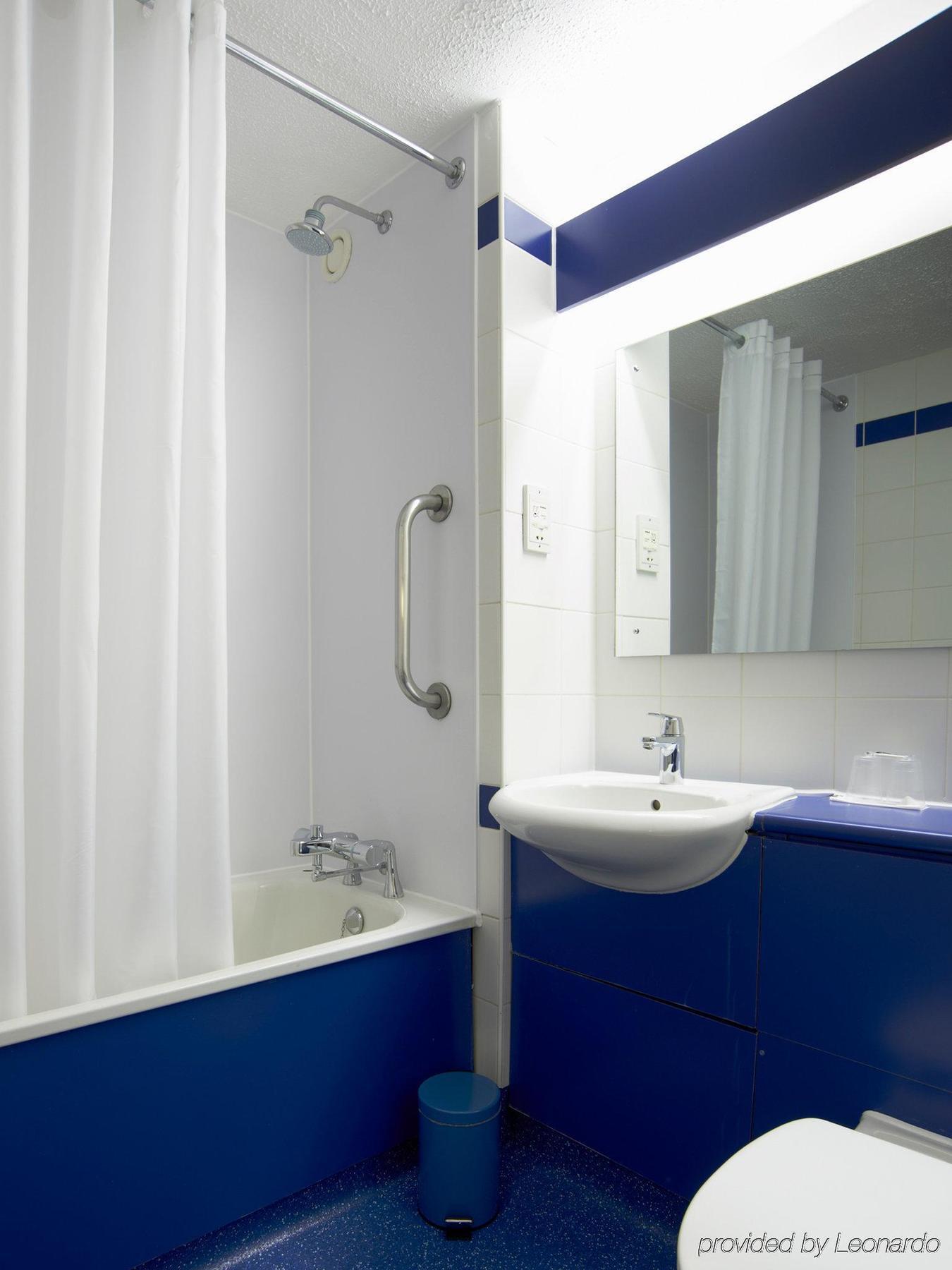 Travelodge London City Airport Dış mekan fotoğraf