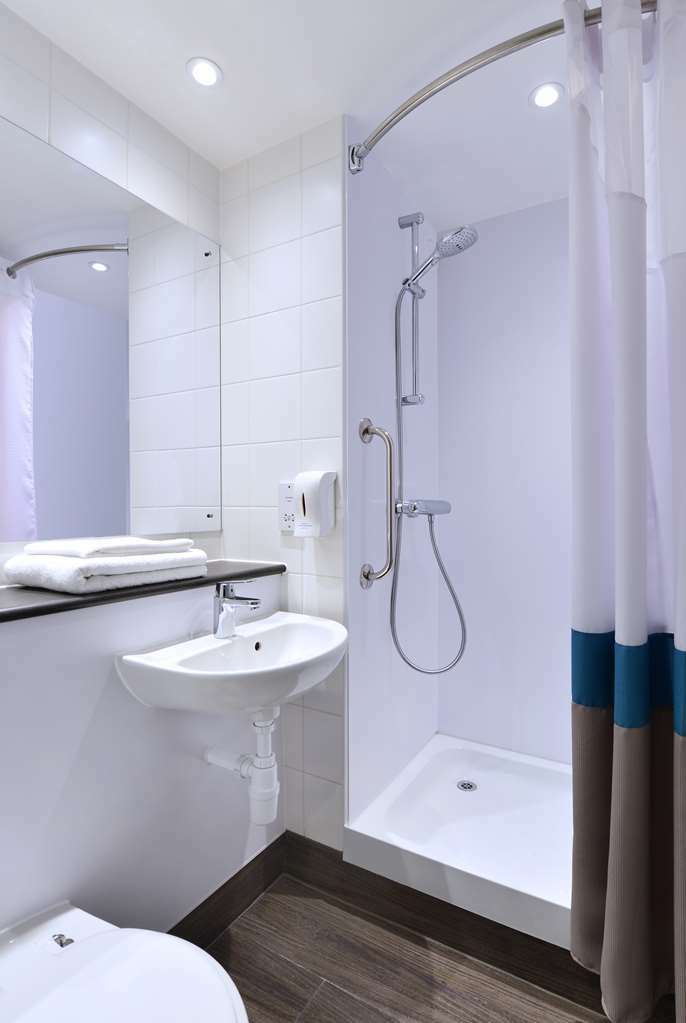 Travelodge London City Airport Oda fotoğraf