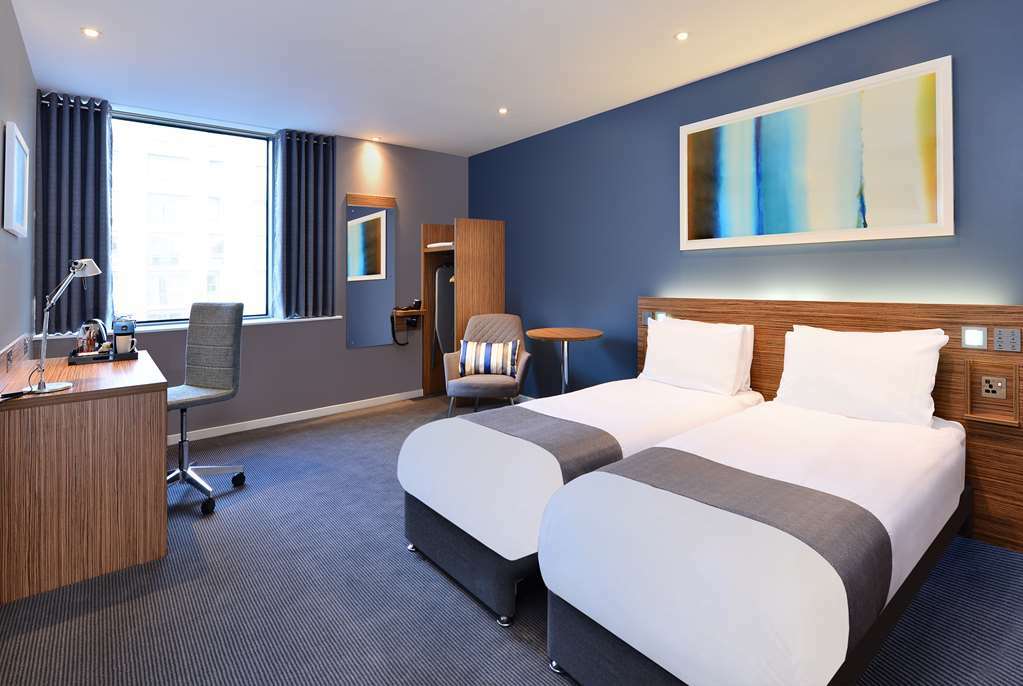 Travelodge London City Airport Oda fotoğraf