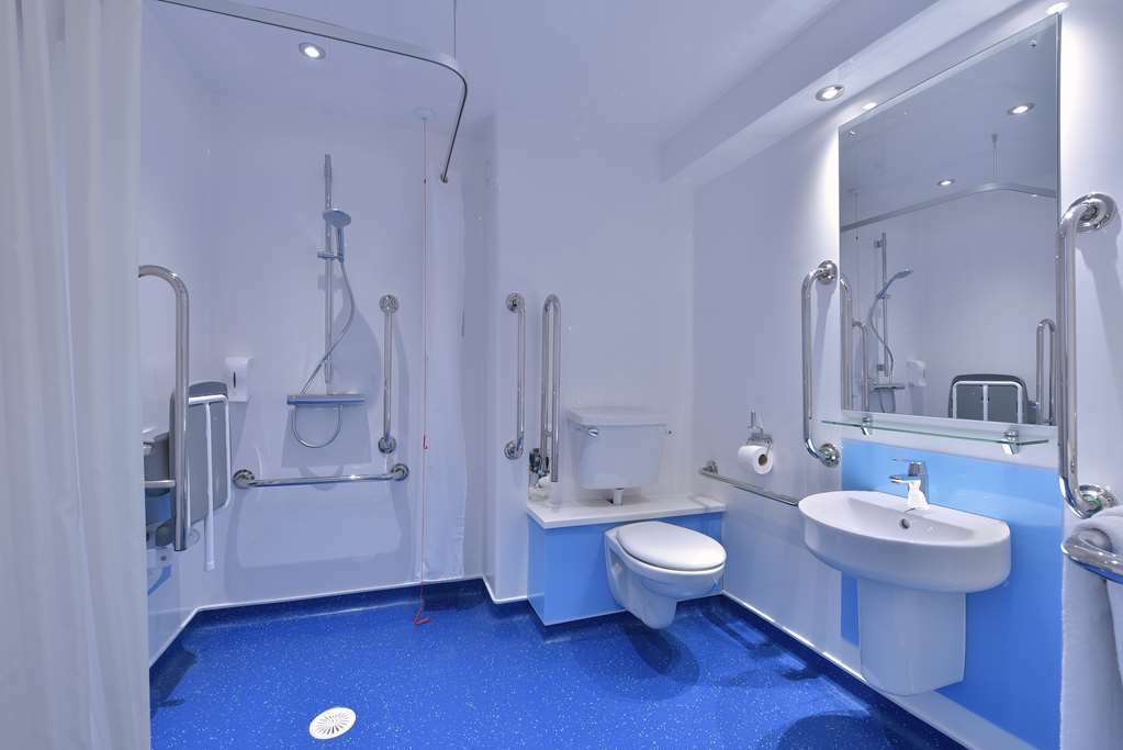 Travelodge London City Airport Oda fotoğraf